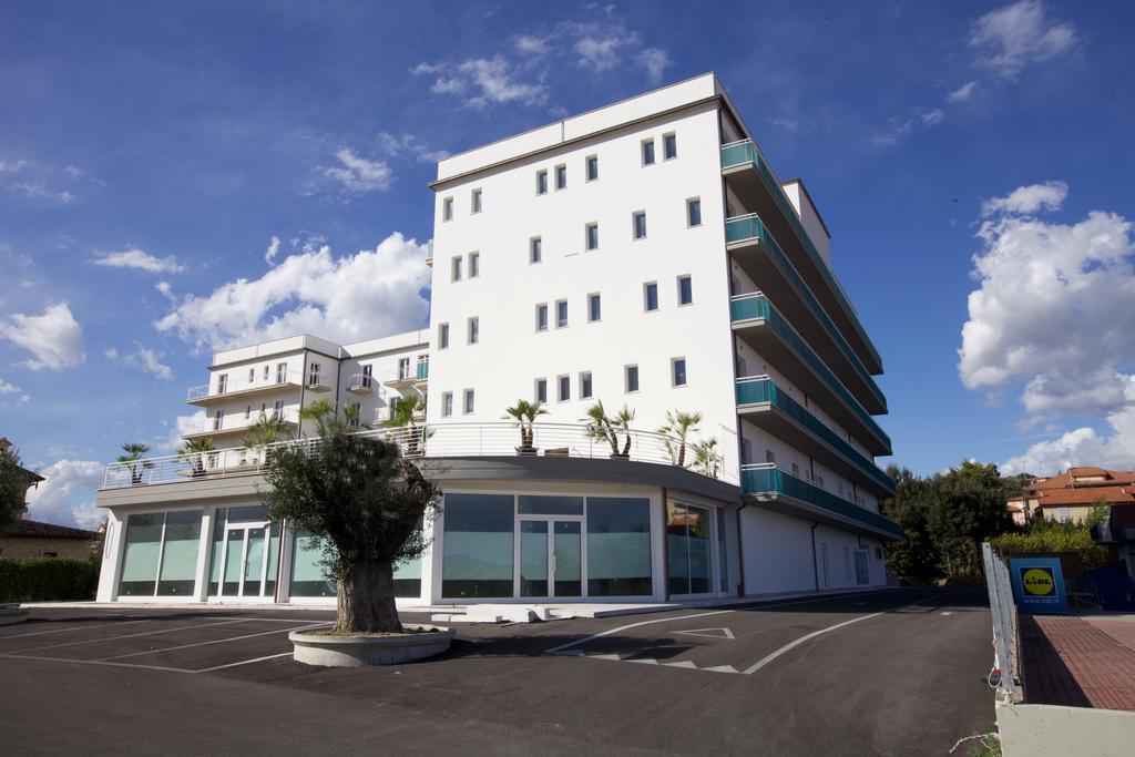 Residence Le Stelle Campolungo Exteriér fotografie